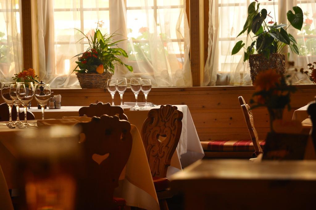 Poschiavo Suisse Hotel & Traditional Fondue Stube Екстер'єр фото