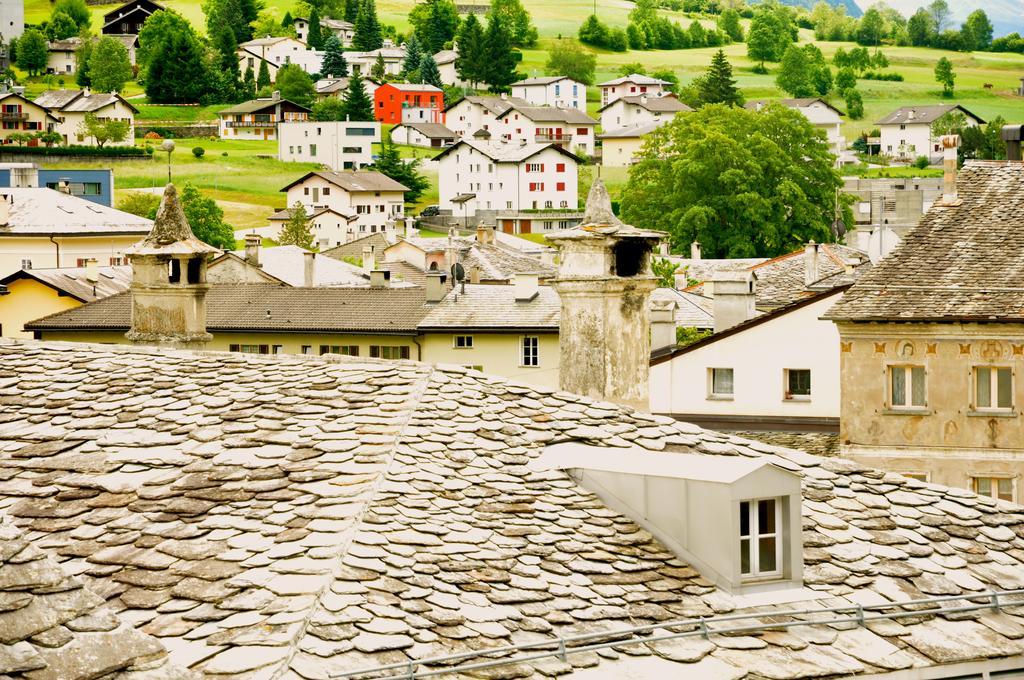 Poschiavo Suisse Hotel & Traditional Fondue Stube Екстер'єр фото