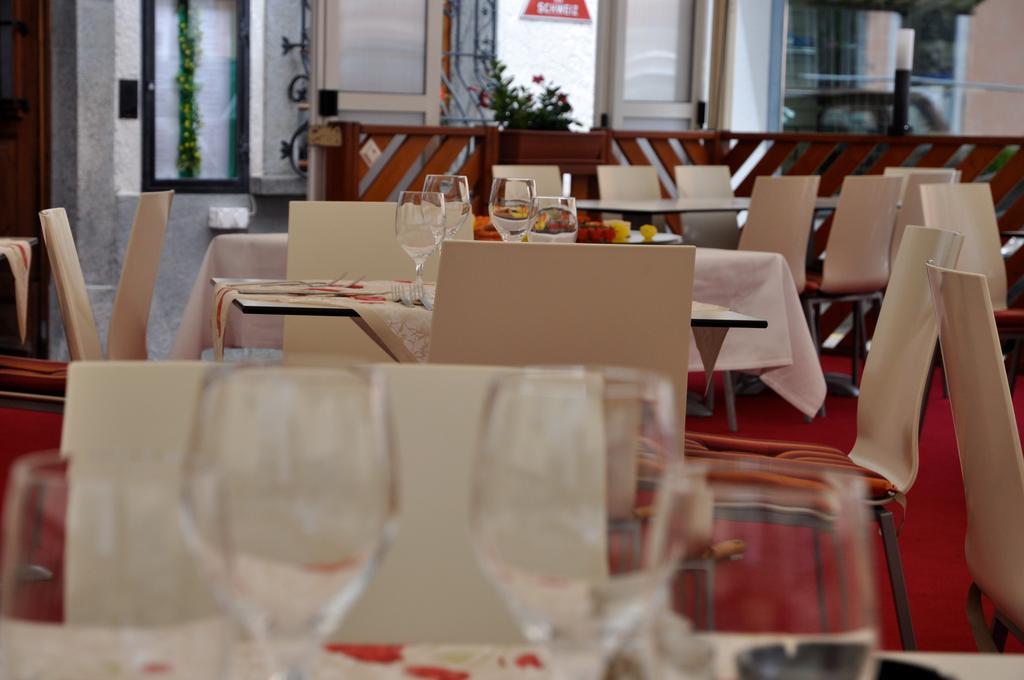 Poschiavo Suisse Hotel & Traditional Fondue Stube Екстер'єр фото