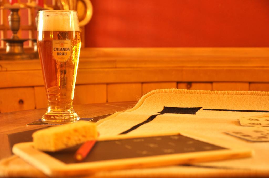 Poschiavo Suisse Hotel & Traditional Fondue Stube Екстер'єр фото